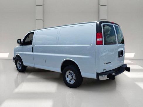 Certified 2024 Chevrolet Express 2500 w/ Driver Convenience Package RWD image 3