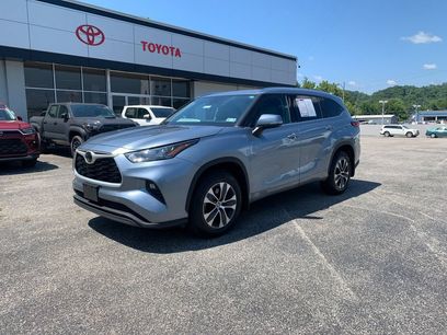Used 2020 Toyota Highlander XLE
