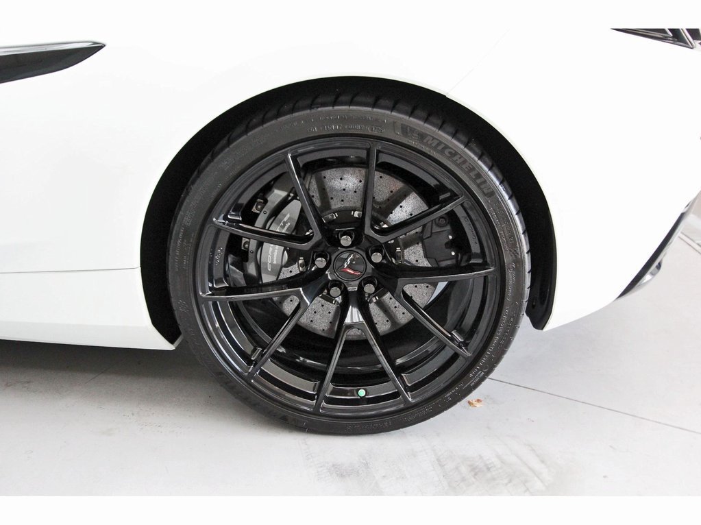 Used 2024 Chevrolet Corvette Z06 w/ Z07 Performance Package RWD image 5