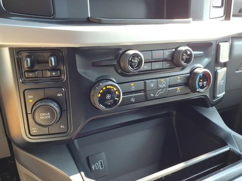 New 2026 Ford F350 XLT w/ FX4 Off-Road Package AWD/4WD image 22
