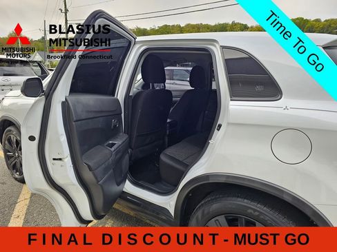 Used 2022 Mitsubishi Outlander Sport LE FWD image 11