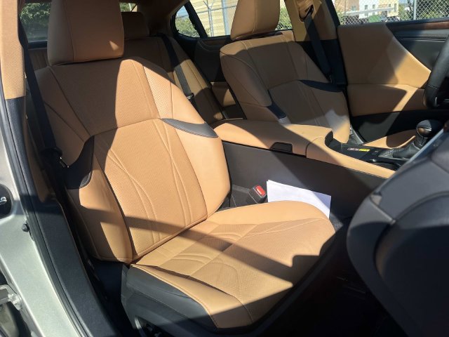 Certified 2024 Lexus ES 350 Ultra Luxury w/ Accessory Package (Z2) FWD image 27