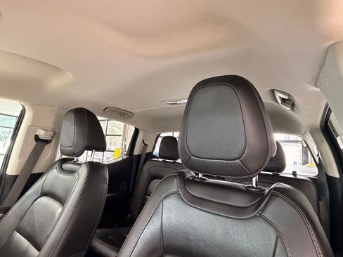 Used 2018 GMC Canyon SLT w/ Driver Alert Package image 28