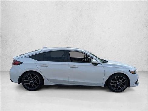 Used 2023 Honda Civic Sport Touring image 5