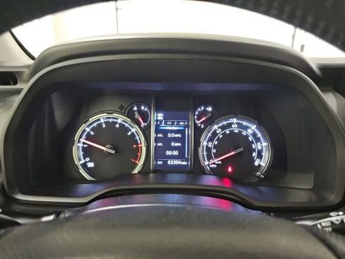 Used 2020 Toyota 4Runner TRD Off-Road image 21