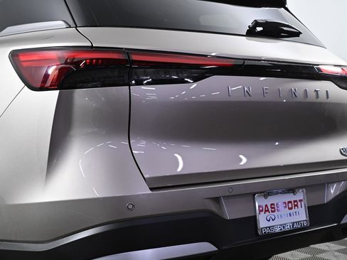 Certified 2026 INFINITI QX60 Luxe w/ Cargo Package image 6