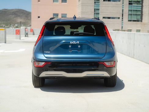 Used 2023 Kia Niro Wind FWD image 12