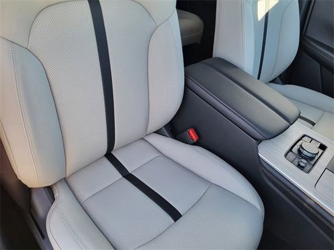 New 2026 MAZDA CX-90 Plug-In Hybrid w/ Preferred image 14