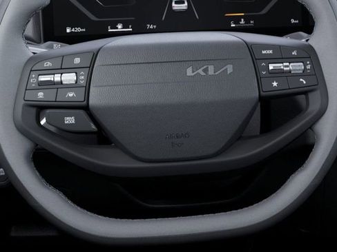 New 2025 Kia K4 EX FWD image 22