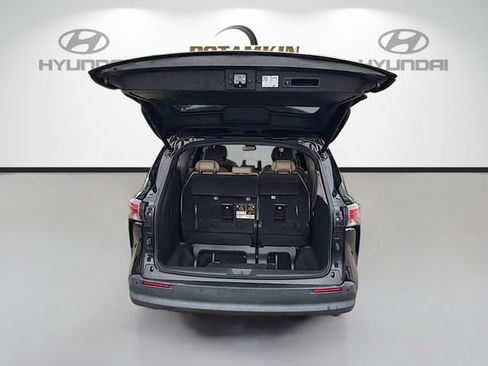 Used 2021 Toyota Sienna XLE FWD image 25