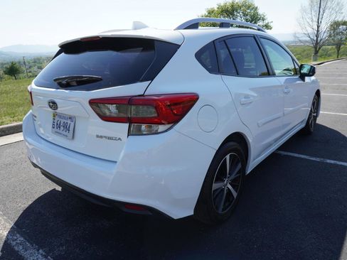 Used 2022 Subaru Impreza 2.0i Premium AWD/4WD image 11