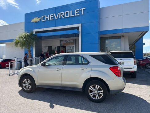 Used 2013 Chevrolet Equinox LS image 9