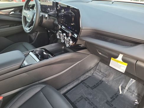 New 2026 Chevrolet Blazer EV LT image 29