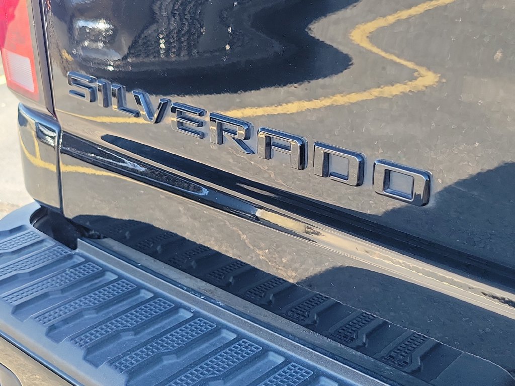 Used 2025 Chevrolet Silverado 2500 LT w/ Trail Boss Package AWD/4WD image 9