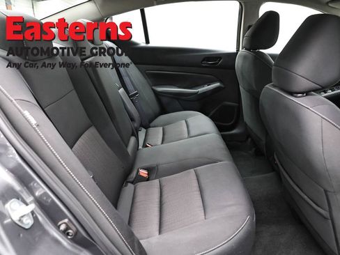 Used 2025 Nissan Altima 2.5 SV FWD image 23