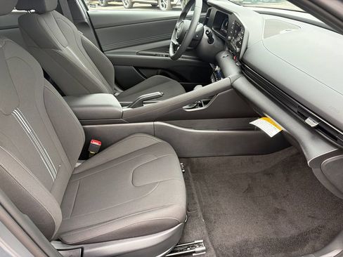 New 2026 Hyundai Elantra Sport FWD image 14