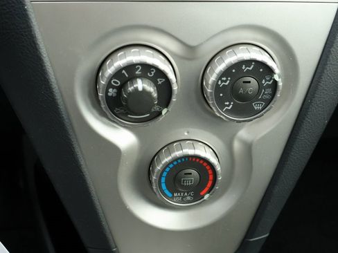 Used 2008 Toyota Yaris Sedan image 21