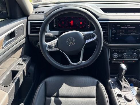 Used 2022 Volkswagen Atlas SEL AWD/4WD image 23
