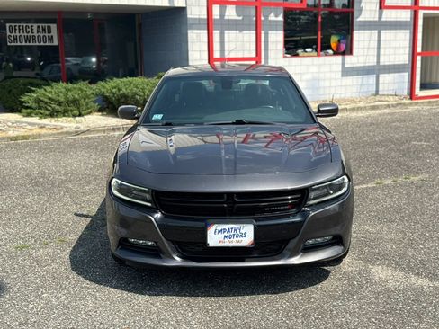 Used 2018 Dodge Charger GT AWD/4WD image 9