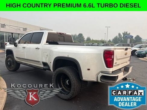 Used 2024 Chevrolet Silverado 3500 High Country w/ High Country Premium Package AWD/4WD image 4