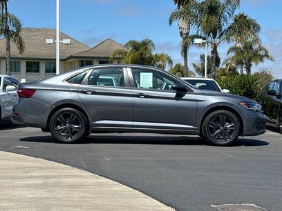 Used 2024 Volkswagen Jetta SE w/ Black Wheel Package