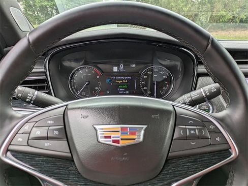 Certified 2025 Cadillac XT5 Premium Luxury image 32