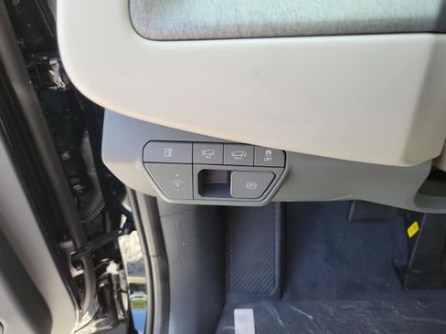 New 2026 Kia EV9 Wind AWD/4WD image 26