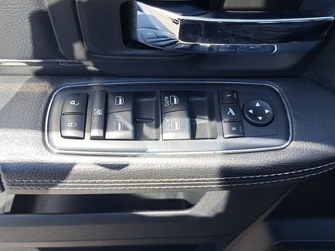 Used 2018 RAM 1500 Sport w/ Comfort Group image 27