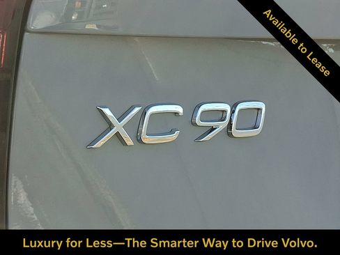 Certified 2026 Volvo XC90 B6 Plus w/ Protection Package Premier AWD/4WD image 17