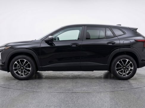 Used 2025 Chevrolet TrailBlazer LT FWD image 5