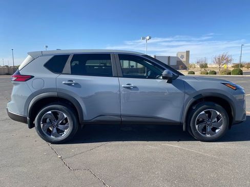 New 2026 Nissan Rogue SV image 7