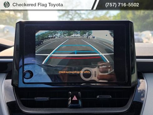 Used 2025 Toyota Corolla SE FWD image 14