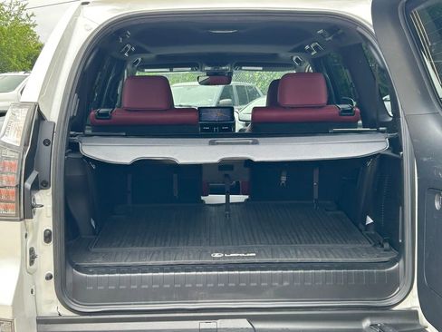 Used 2023 Lexus GX 460 Luxury w/ Sport Design Package AWD/4WD image 14