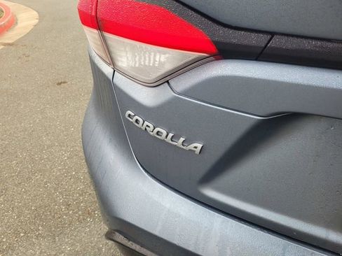 Used 2025 Toyota Corolla SE image 6