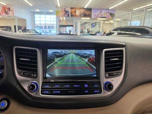 Used 2016 Hyundai Tucson Limited w/ Option Group 03 AWD/4WD image 20
