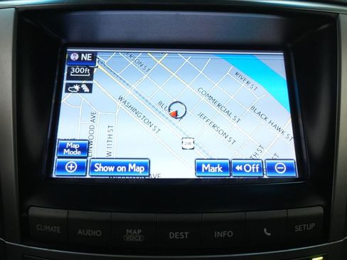 Used 2013 Lexus LX 570 4WD w/ Luxury Pkg image 36