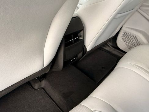 New 2026 Jeep Cherokee Laredo image 27