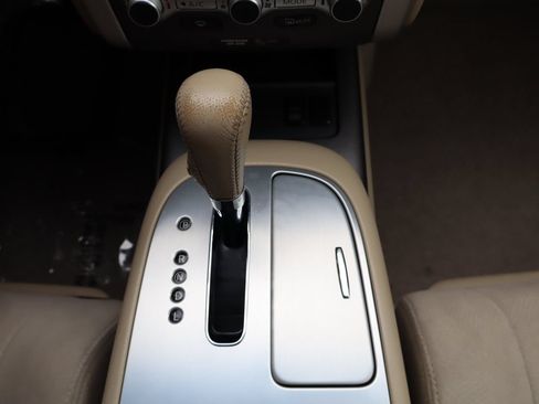 Used 2012 Nissan Murano SV AWD/4WD image 37