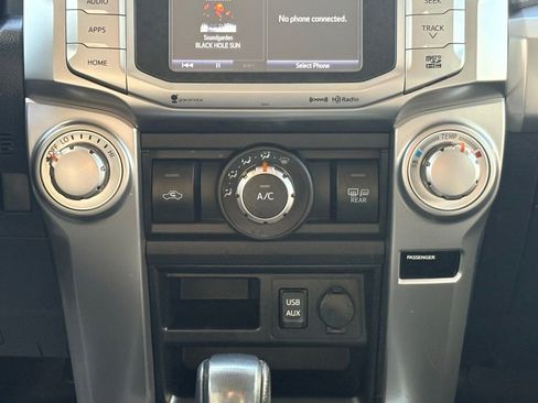 Used 2018 Toyota 4Runner SR5 image 12