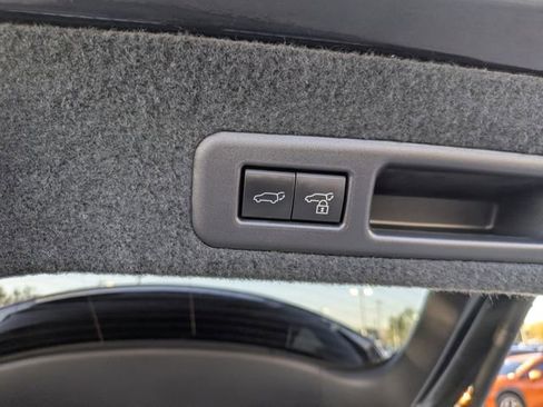 Used 2022 Lexus RX 450h F Sport image 31