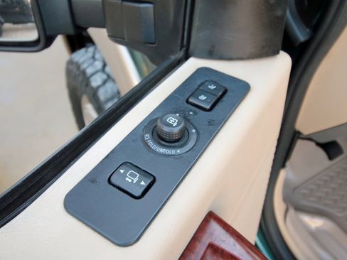 Used 2011 Ford F350 King Ranch w/ FX4 Off Road Pkg image 21