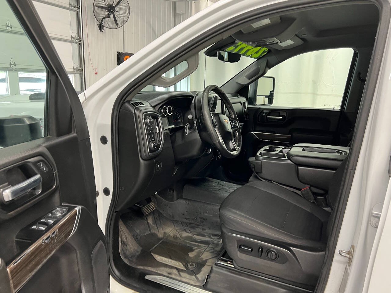 Used 2020 Chevrolet Silverado 3500 LT w/ All Star Edition AWD/4WD image 7