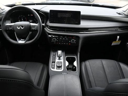 Certified 2026 INFINITI QX60 Luxe w/ Cargo Package FWD image 7
