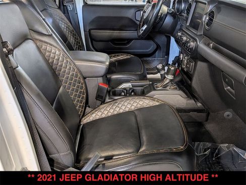 Used 2021 Jeep Gladiator Overland image 27