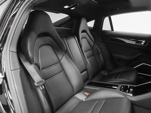 Certified 2023 Porsche Panamera AWD/4WD image 24