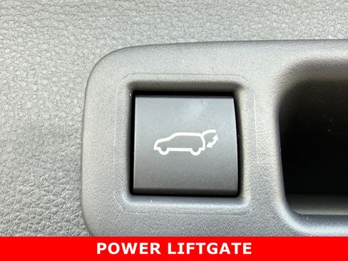 New 2026 Toyota Highlander Platinum image 30