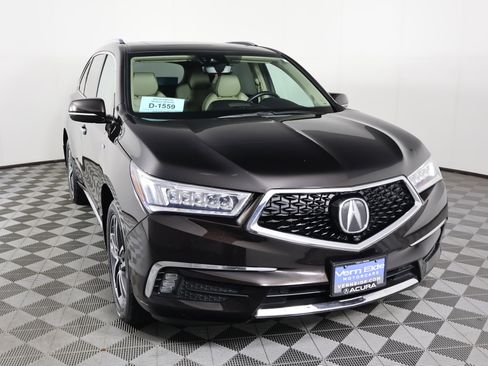 Used 2017 Acura MDX Sport Hybrid w/ Advance Pkg image 3