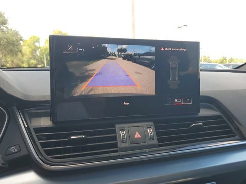 Certified 2025 Audi Q5 2.0T Premium AWD/4WD image 27
