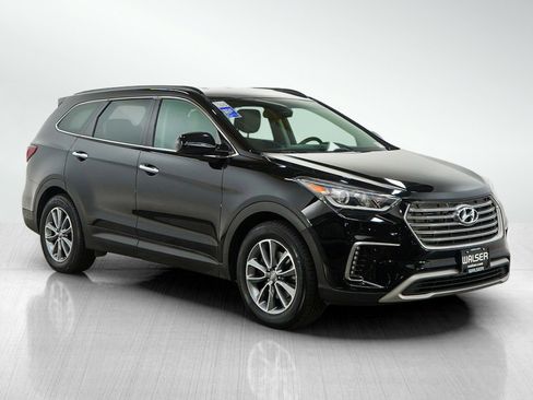 Used 2017 Hyundai Santa Fe SE image 7