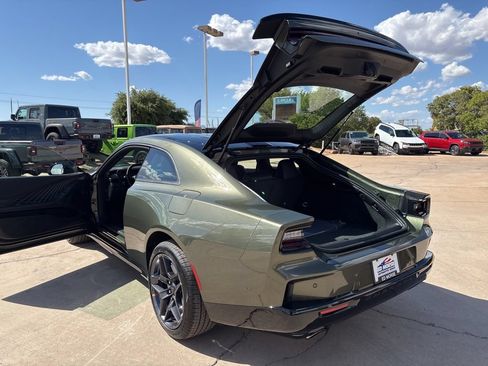 New 2026 Dodge Charger Scat Pack w/ Blacktop Package AWD/4WD image 45